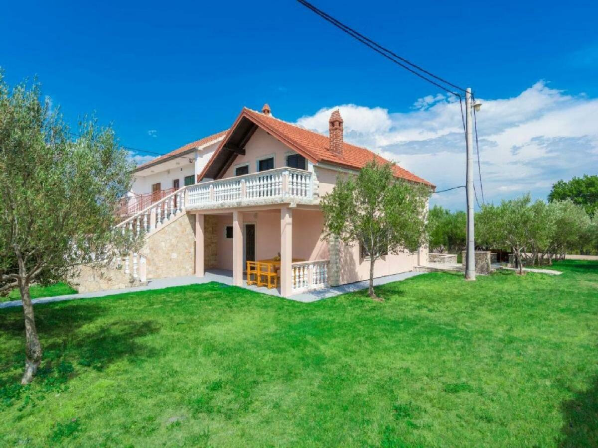 Vacation House Maslina Rupalj Extérieur photo