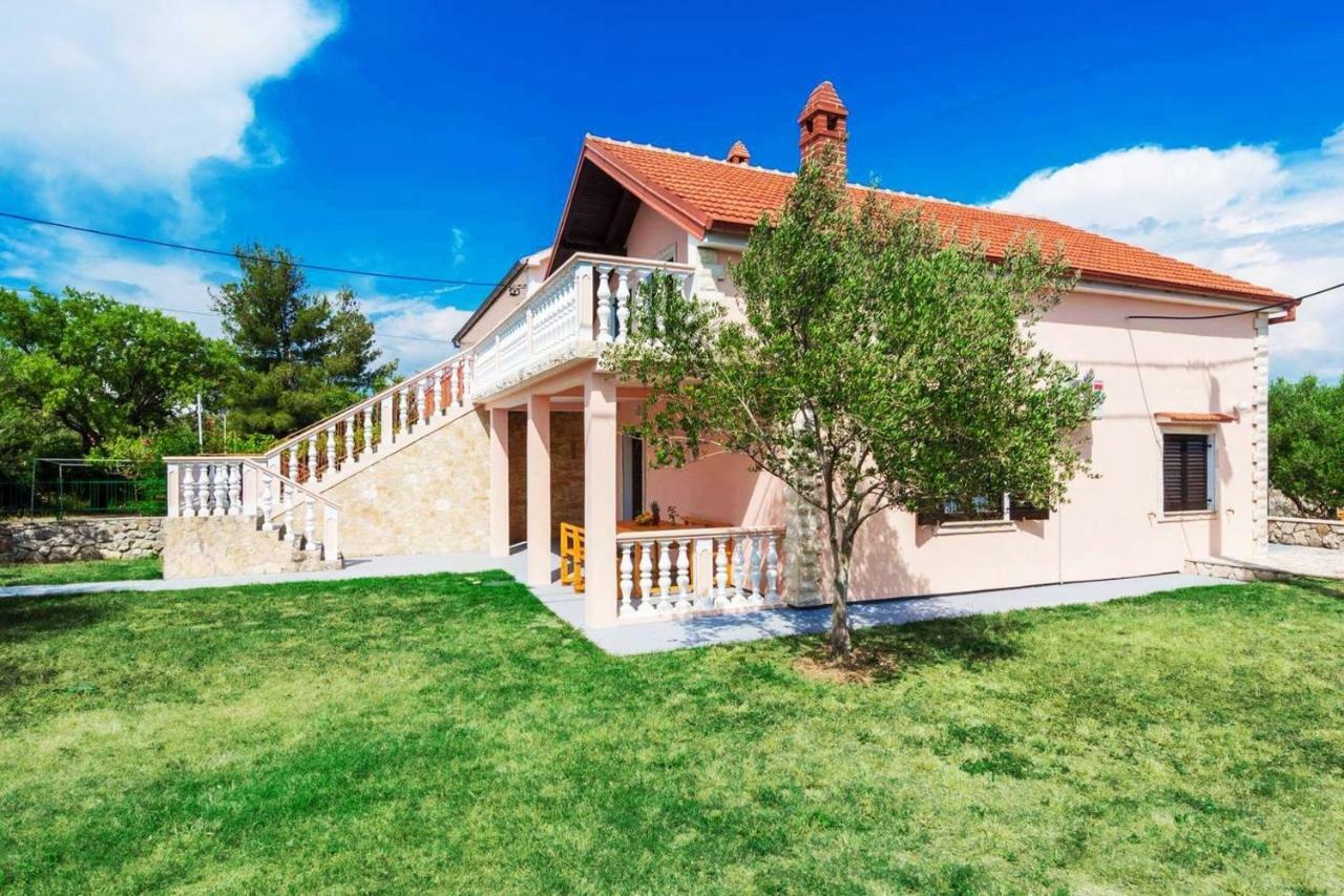 Vacation House Maslina Rupalj Extérieur photo